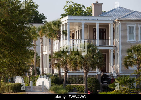 Charleston case di stile nella fascia più alta del previsto comunità di ì in Mount Pleasant, Carolina del Sud. Foto Stock