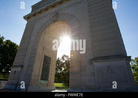 L'arco a RMC a Kingston, Ont., su 11 ott. 2014. Foto Stock