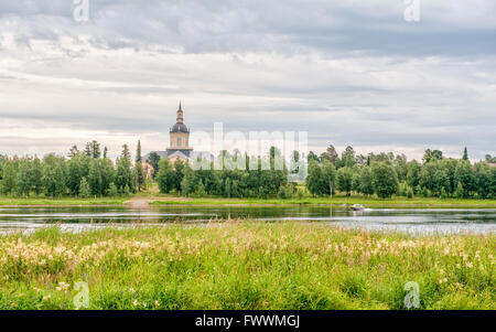 Fiume Torne - il confine tra la Svezia e la Finlandia Foto Stock