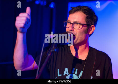 Torino, Italia. 7 Aprile, 2016. Joey Cape punk rock cantante esegue presso lo spazio 211 su 7 aprile 2016 a Torino, Italia Credito: Stefano Guidi/Alamy Live News Foto Stock