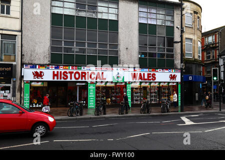 Il Galles storico negozio di souvenir, Cardiff, South Glamorgan, Wales, Regno Unito Foto Stock