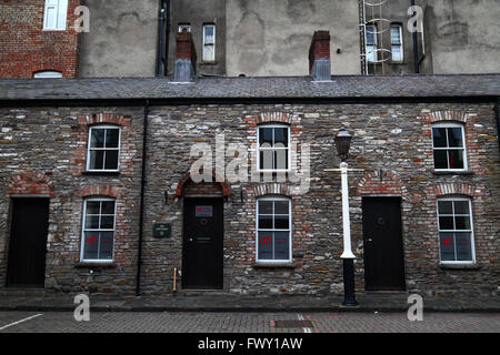 Restaurato tipico cottage in pietra in Corte di Jones, Cardiff, South Glamorgan, Wales, Regno Unito Foto Stock