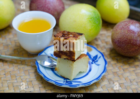 Crema di Cocco piazze (Khanom Maw Kaeng) Foto Stock