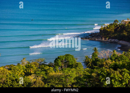 Penisola di OSA, COSTA RICA - Pan Dulce spiaggia e l'Oceano Pacifico. Foto Stock