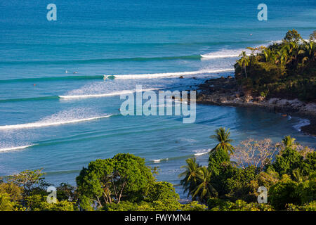 Penisola di OSA, COSTA RICA - Pan Dulce spiaggia e l'Oceano Pacifico. Foto Stock