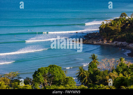 Penisola di OSA, COSTA RICA - Pan Dulce spiaggia e l'Oceano Pacifico. Foto Stock