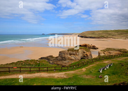 Perranporth North Cornwall Regno Unito uno dei migliori sabbiose spiagge per il surf nel Regno Unito Foto Stock