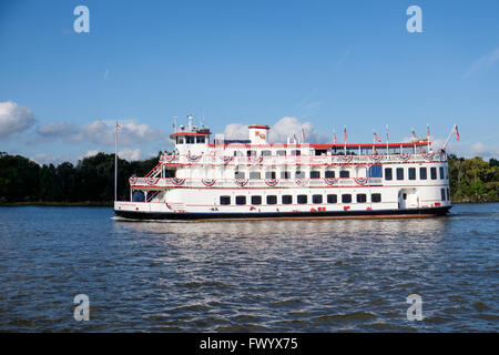 La Georgia Regina ruota a cassette riverboat, Savannah, Georgia, Stati Uniti d'America Foto Stock