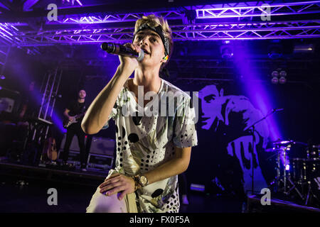 Liverpool, Regno Unito. Il 9 aprile 2016. Jack Johnson e Jack Gilinsky di 'Jack & Jack' eseguire all'O2 Academy, Liverpool, sulla loro 2016 UK Tour Credito: Myles Wright/ZUMA filo/Alamy Live News Foto Stock