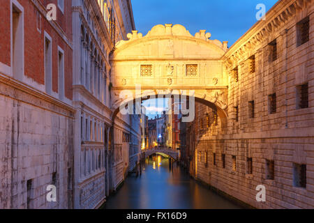 Ponte dei Sospiri o il Ponte dei Sospiri di Venezia Foto Stock