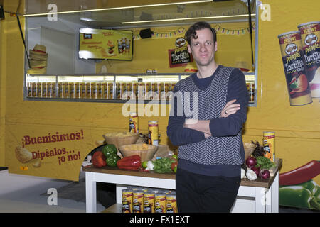 L'attore Edu Soto, assiste alla presentazione della nuova patatine Tortilla. Il 9 marzo 2016 a Madrid. Dotato di: Edu Soto dove: Madrid, Spagna Quando: 09 Mar 2016 Foto Stock