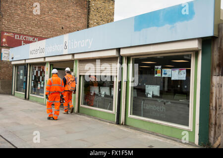 Il mercato e i negozi di abbassare Marsh, Waterloo, London, SE1, Regno Unito Foto Stock