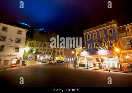 Praca da Republica di notte - Sintra Portogallo Foto Stock