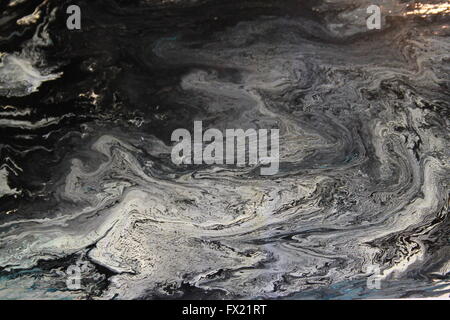 Semplice, astratta, bianco e nero, sfondo swirly o texture Foto Stock