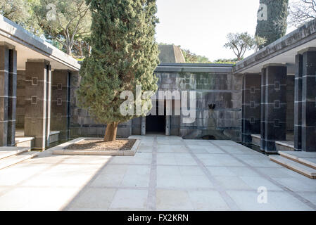 Famiglia Rothschild tomba, Israele, sul Monte Carmelo, Ramat Hanadiv giardini vicino a Zichron Ya'acov Foto Stock