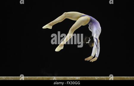 Liverpool, Regno Unito. Il 9 aprile 2016. Abigail Solari. Fascio. Womens ginnastica artistica. British ginnastica Championships 2016. Echo Arena. Liverpool. Regno Unito. 09/04/2016. Credito: Sport In immagini/Alamy Live News Foto Stock