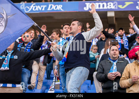 Barcellona, Spagna. Il 9 aprile 2016. Ventilatori in La Liga match tra RCD Espanyol e Atletico de Madrid al Powerade Stadium Aprile 9, 2016 in Barcelonal, Spagna. Credito: Christian Bertrand/Alamy Live News Foto Stock