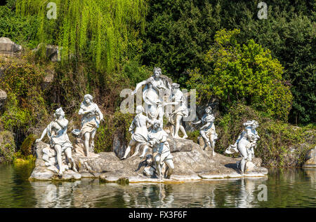 Fontana di Diana e Atteone presso il Palazzo Reale di Caserta Foto Stock