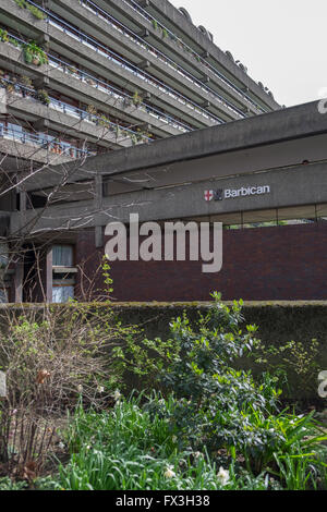 Il Barbican complesso nel centro di Londra Foto Stock