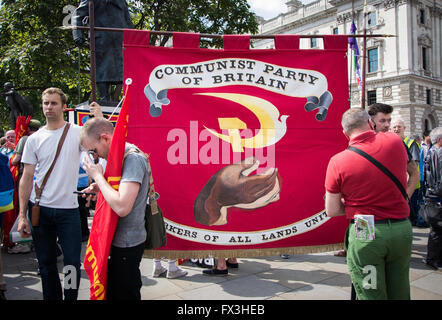 Il Partito comunista a 'No più austerità' marcia di protesta, Londra, giugno 21, 2014 Foto Stock