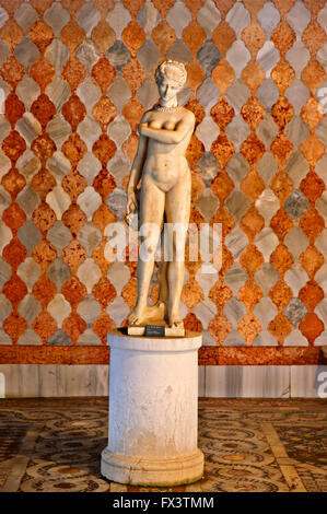 Al Colonnato loggia al piano terra di Ca' d'Oro", il Grand Canal, Sestiere di Cannaregio, Venezia, Italia. Foto Stock