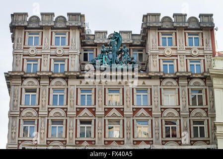 L'edificio Rondocubist Palac Adria, Nove Mesto, Praga, Repubblica Ceca, Europa Foto Stock