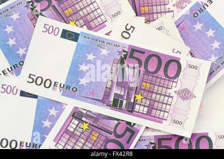 Più di cinquecento le banconote in euro Foto Stock