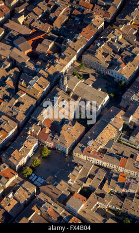 Vista aerea, la chiesa de la collégiale Sainte Croix, centro di Montelimar, centro, Montelimar, Francia, Rhône-Alpes, in Francia, in Europa, Foto Stock