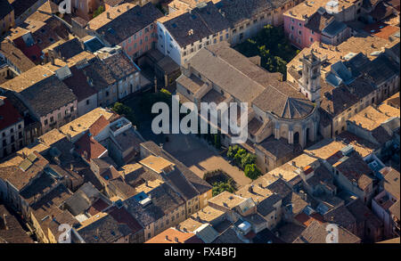 Vista aerea, la chiesa de la collégiale Sainte Croix, centro di Montelimar, centro, Montelimar, Francia, Rhône-Alpes, in Francia, in Europa, Foto Stock