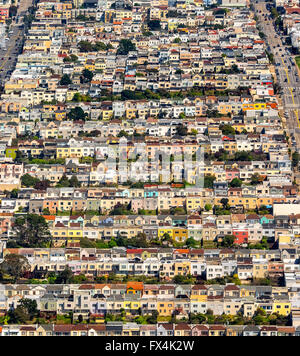 Vista aerea, serie viva, casa di serie, Doelger City, esterno al tramonto, West di San Francisco, file di case di San Francisco Bay Foto Stock