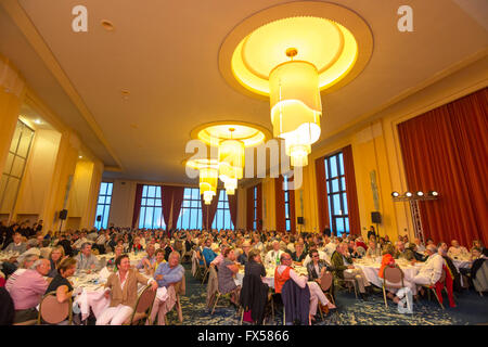 Un ricevimento in funzione Ambassador stanza della Biarritz casinò municipale (Atlantic Pirenei - Francia). Foto Stock