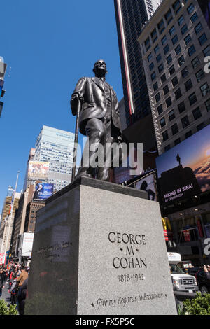 George Cohan Statua in Times Square NYC Foto Stock