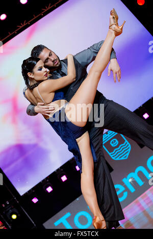 Balli Tango concorrenza, Torremolinos provincia di Malaga Costa del Sol, Andalusia, Spagna Europa Foto Stock