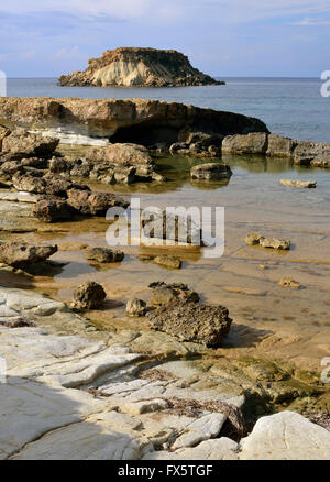 Capo Drepano & Geronisos isola, Agios Georgios, Cipro Foto Stock