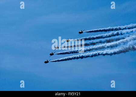 Le frecce rosse display acrobatico a Swansea air show, South Wales, Regno Unito Foto Stock