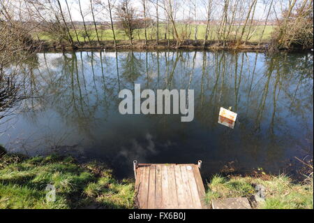 Royston Canal vicino a Barnsley, South Yorkshire, Regno Unito. Foto Stock