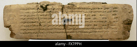 Statuito in mattoni di argilla con l iscrizione di Nabucodonosor II concernente la costruzione di un palazzo a Babilonia. Lo stato Museo Hermitage. San Pietroburgo. La Russia. Foto Stock