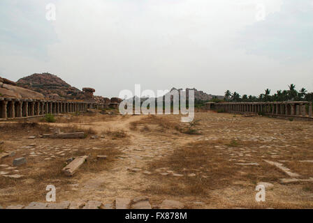 Krishna Bazaar di fronte al tempio di Krishna, Hampi, Karnataka, India. Centro Sacro. Foto Stock