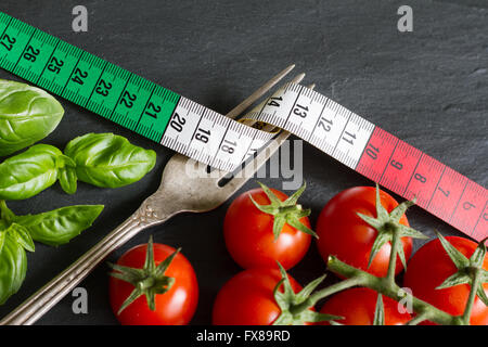 Il cibo italiano concetto con bandiera al centimetro Foto Stock