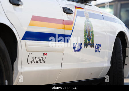 Un incrociatore della polizia si erge all'RCMP il distacco a Kingston, Ont., a 8 Dicembre, 2015. Foto Stock