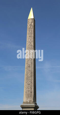 Obelisco di Luxor. Place de la Concorde. Parigi. La Francia. Originariamente situato al Tempio di Luxor in Egitto. (Regno di Ramses II) Foto Stock