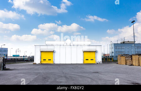 Magazzino banchina di carico Foto Stock