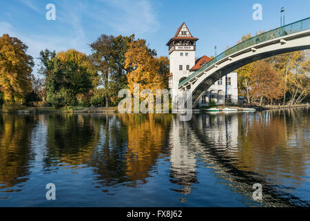 Isola della Gioventù, autunno, Insel der Jugend, Treptow, Sprea, Berlino Foto Stock