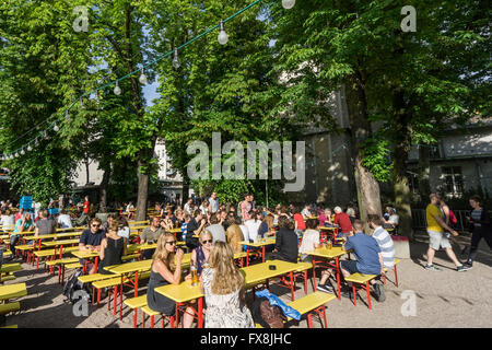 Prater, Biergarten, Kastanienallee, Prenzlauer Berg di Berlino Foto Stock