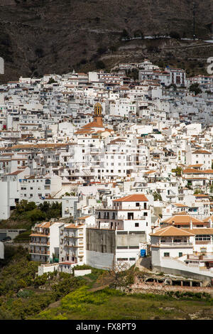 Villaggio bianco di Competa, La Axarquia. Provincia di Malaga Costa del Sol, Andalusia, Spagna Europa Foto Stock
