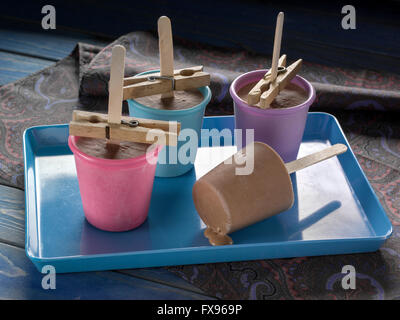 Dairy free fudgesicles vegano Foto Stock