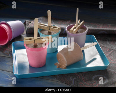 Dairy free fudgesicles vegano Foto Stock