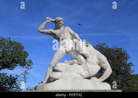 Teseo e il Minotauro, 1826. Da Ramey (1796-1852). Tulleries, Parigi, Francia. Foto Stock