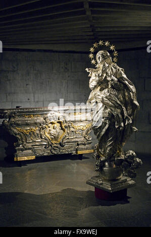 Statua dell Immacolata, Museo del Tesoro di San Lorenzo museo, Genova, Liguria, Italia, Europa Foto Stock