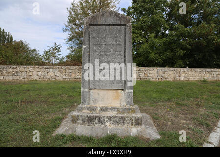 Tomba di Babieca. El Cid warhorse. Monastero di San Pedro de Cardena. Burgos, Spagna. Foto Stock